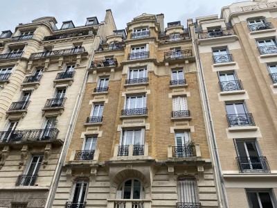 APPARTEMENT T3 A LOUER - PARIS 11EME ARRONDISSEMENT - 58,42 m2 - 1920 € charges comprises par mois