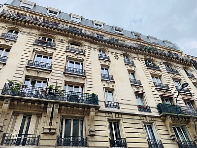 APPARTEMENT T3 A LOUER - ST MANDE Saint-Louis - 66 m2 - 1850 € charges comprises par mois