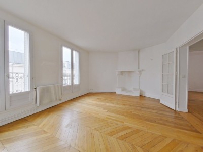 rue La Fayette A VENDRE - PARIS 10EME ARRONDISSEMENT - 65.11 m2 - 735175€