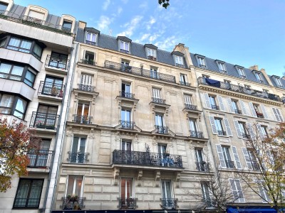 APPARTEMENT T2 - PARIS 18EME ARRONDISSEMENT - 32.54 m2 - VENDU