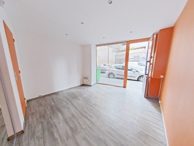 LOCAL COMMERCIAL A LOUER - PARIS 11EME ARRONDISSEMENT - 18.64 m2 - 730€ HC par mois