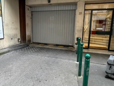 PARKING A LOUER - PARIS 16EME ARRONDISSEMENT - 225€ charges comprises par mois