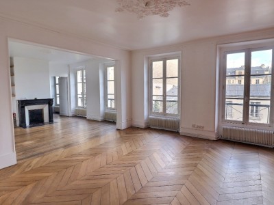 T4 - RUE LA CONDAMINE - BATIGNOLLES - PARIS 17EME ARRONDISSEMENT - 87.12 m2 - VENDU
