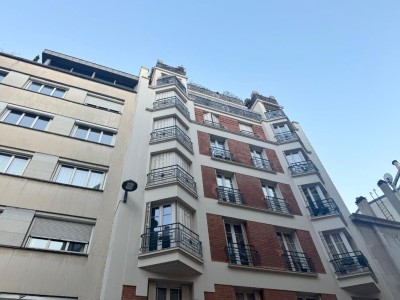APPARTEMENT T2 A LOUER - PARIS 17EME ARRONDISSEMENT - 44.26 m2 - 1585€ charges comprises par mois
