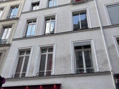 STUDIO A LOUER - PARIS 3EME ARRONDISSEMENT - 27.5 m2 - 1035€ charges comprises par mois