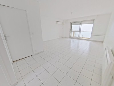 APPARTEMENT T4 A LOUER - CLICHY - 76.37 m2 - 1900€ charges comprises par mois