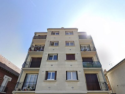 STUDIO A LOUER - CRETEIL - 24.33 m2 - 606€ charges comprises par mois