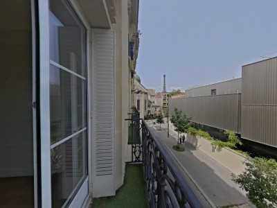 APPARTEMENT T4 A LOUER - PARIS 15EME ARRONDISSEMENT - 77.5 m2 - 2362€ charges comprises par mois