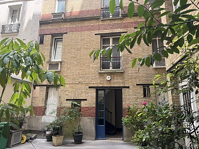 APPARTEMENT T3 A LOUER - PARIS 14EME ARRONDISSEMENT - 43.68 m2 - 1611€ charges comprises par mois
