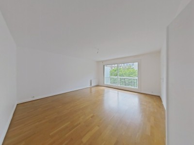 APPARTEMENT T4 A LOUER - PARIS 15EME ARRONDISSEMENT - 84.48 m2 - 2800€ charges comprises par mois