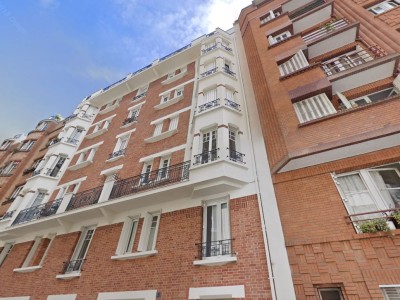 STUDIO A LOUER - PARIS 15EME ARRONDISSEMENT - 26.87 m2 - 1110€ charges comprises par mois