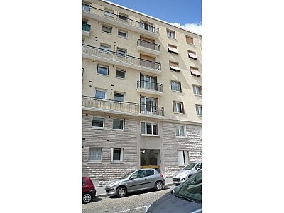 STUDIO A LOUER - PARIS 13EME ARRONDISSEMENT - 24.19 m2 - 851 € charges comprises par mois