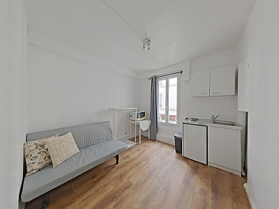 STUDIO A LOUER - PARIS 12EME ARRONDISSEMENT - 11.5 m2 - 494€ charges comprises par mois