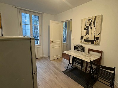 APPARTEMENT T2 A LOUER - BOULOGNE BILLANCOURT - 26.7 m2 - 1017€ charges comprises par mois