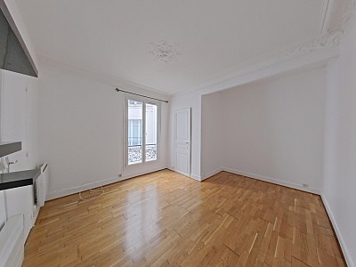 APPARTEMENT T2 A LOUER - PARIS 6EME ARRONDISSEMENT - 29.06 m2 - 968€ charges comprises par mois