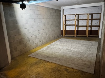 PARKING A LOUER - PARIS 15EME ARRONDISSEMENT - 220€ charges comprises par mois