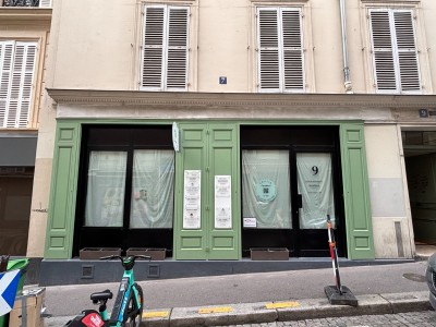 LOCAL COMMERCIAL A LOUER - PARIS 9EME ARRONDISSEMENT - 132 m2 - 3�000�&euro; HC et HT par mois