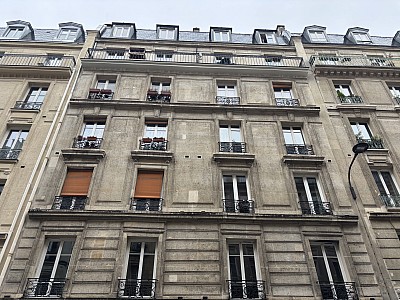 APPARTEMENT T2 A LOUER - PARIS 18EME ARRONDISSEMENT - 44.85 m2 - 1�375�&euro; charges comprises par mois