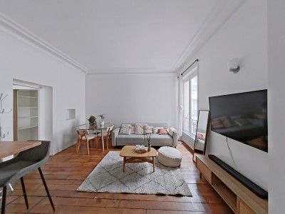 APPARTEMENT T2 A LOUER - PARIS 6EME ARRONDISSEMENT - 46.51 m2 - 2 017 &euro; charges comprises par mois