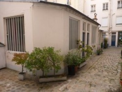 STUDIO A LOUER - PARIS 14EME ARRONDISSEMENT Raspail - 15.5 m2 - 950 &euro; charges comprises par mois