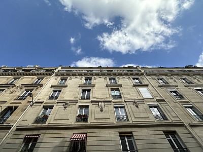 APPARTEMENT T3 A LOUER - PARIS 11EME ARRONDISSEMENT - 56.77 m2 - 1 783 &euro; charges comprises par mois