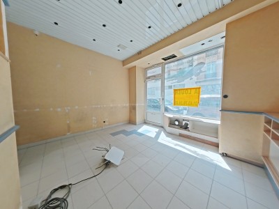 LOCAL COMMERCIAL A LOUER - PARIS 11EME ARRONDISSEMENT - 46.91 m2 - 1 250 &euro; HC par mois