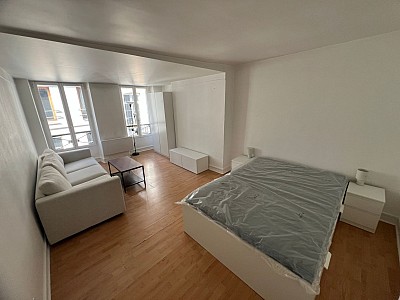 STUDIO A LOUER - PARIS 5EME ARRONDISSEMENT - 36.15 m2 - 1 251 &euro; charges comprises par mois