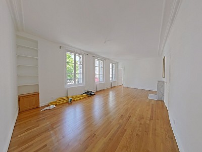 APPARTEMENT T3 A LOUER - PARIS 15EME ARRONDISSEMENT Saint-Lambert 1 - 56.37 m2 - 2 000 &euro; charges comprises par mois
