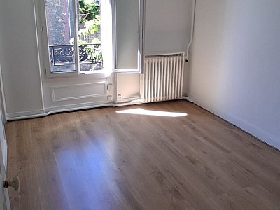 APPARTEMENT T2 A LOUER - BONDY - 46.16 m2 - 724 &euro; charges comprises par mois