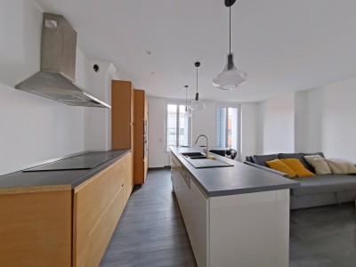 APPARTEMENT T2 A LOUER - SURESNES - 40.54 m2 - 1 198 &euro; charges comprises par mois