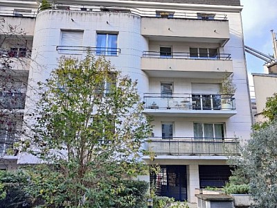 STUDIO A LOUER - BOULOGNE BILLANCOURT - 23.69 m2 - 836 &euro; charges comprises par mois