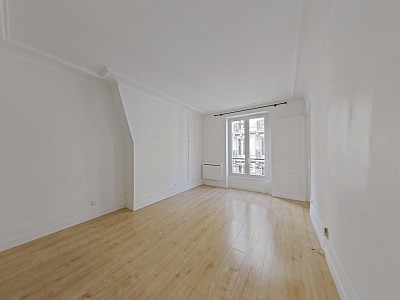 APPARTEMENT T3 A LOUER - PARIS 17EME ARRONDISSEMENT Batignolles 10 - 44.57 m2 - 1 506 &euro; charges comprises par mois
