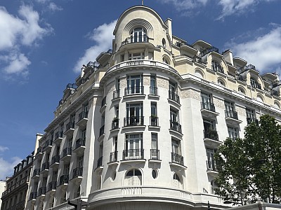 APPARTEMENT T2 A LOUER - PARIS 9EME ARRONDISSEMENT - 44.03 m2 - 1 570 &euro; charges comprises par mois