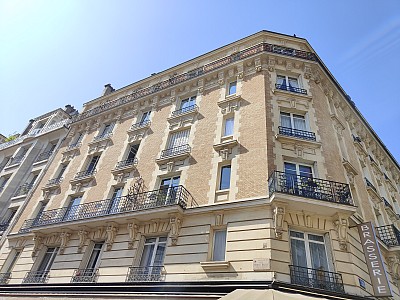 APPARTEMENT T4 A LOUER - ASNIERES SUR SEINE - 90.71 m2 - 2 357 &euro; charges comprises par mois