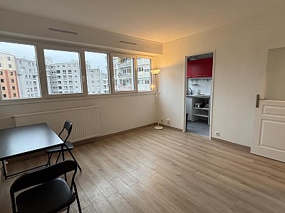 STUDIO A LOUER - PANTIN - 26.2 m2 - 819 &euro; charges comprises par mois