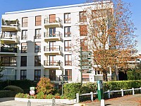 STUDIO A LOUER - LE CHESNAY - 25.69 m2 - 750 &euro; charges comprises par mois