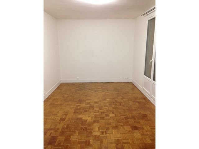 STUDIO A LOUER - PARIS 13EME ARRONDISSEMENT - 24.19 m2 - 851 € charges comprises par mois