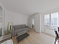 APPARTEMENT T2 A LOUER - PARIS 10EME ARRONDISSEMENT Saint-Vincent de Paul 5 - 42.59 m2 - 1 500 € charges comprises par mois