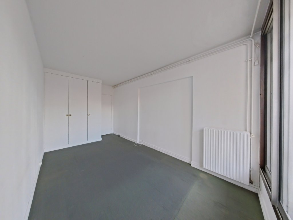 APPARTEMENT T2 A LOUER - PARIS 11EME ARRONDISSEMENT - 56.13 m2 - 1 763,10 € charges comprises par mois