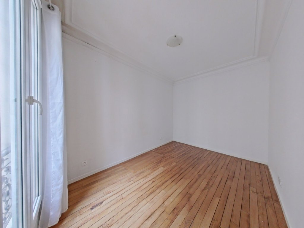 APPARTEMENT T2 A VENDRE - PARIS 11EME ARRONDISSEMENT - 41.04 m2 - 390 000 €