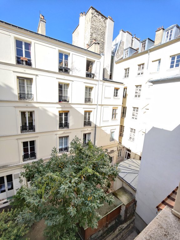 Appartement F2 calme et lumineux A VENDRE - PARIS 7EME ARRONDISSEMENT - 38,01 m2 - 595 000 €