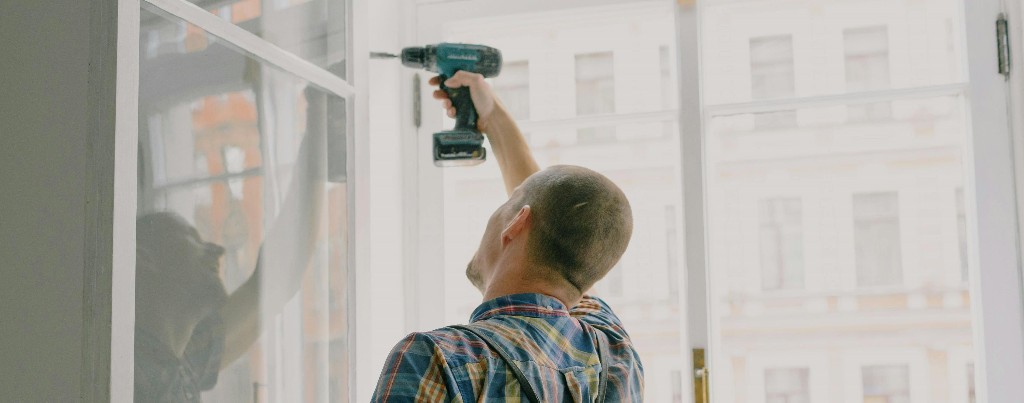 Les obligations légales de voisinage dans les travaux de rénovation énergétique : ce que tout propriétaire doit savoir !
